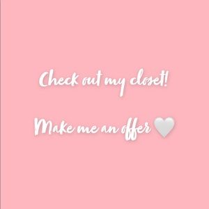 🤍 CHECK OUT MY CLOSET 🤍